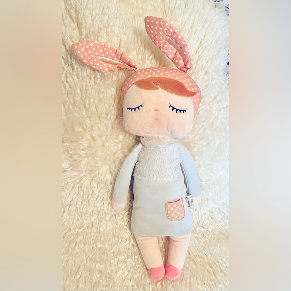 Retro bunny, rabbit, doll Metoo